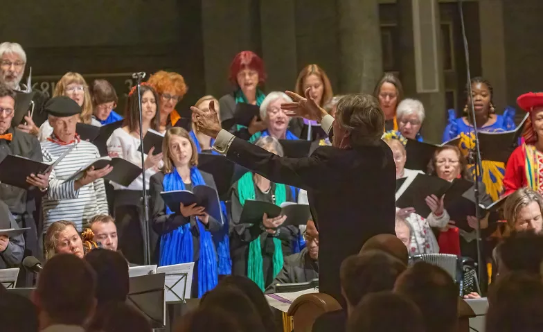 Jahreskonzert Chor der Nationen Zürich Kirche Neumünster Zürich, Neumünsterallee 21, 8008 Zürich Billets