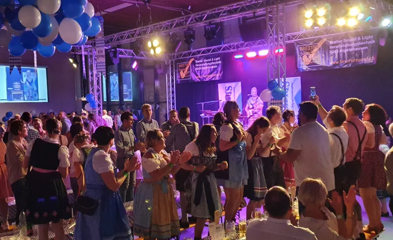 Henauer Oktoberfest 2024 Schulhaus Oberberg, Oberberg, 9247 Henau Billets