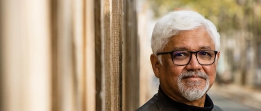 Event-Image for '"Hiding from the Apocalypse." Ein Vortrag von Amitav Ghosh'