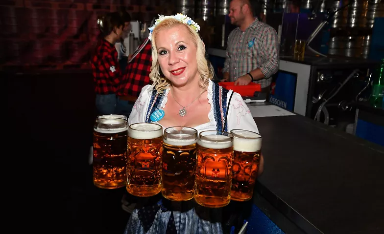 Feldschlösschen Oktoberfest Brauerei Feldschlösschen, Theophil-Roniger-Strasse , 4310 Rheinfelden Billets