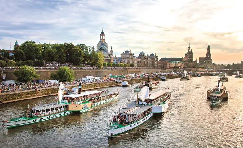 Flottenparade Sächsische Dampfschifffahrt - Weiße Flotte Sachsen, Terrassenufer 1, 01067 Dresden Billets