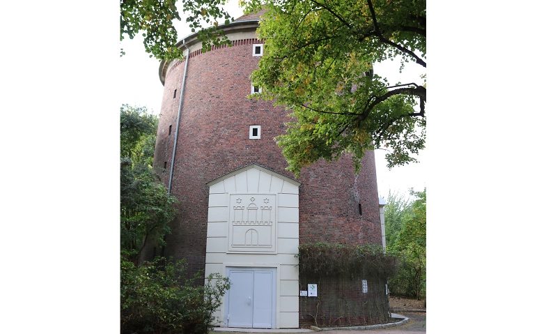 Bunkerf&uuml;hrung:  Ein Zombeck-Turm in Hasselbrook Billets