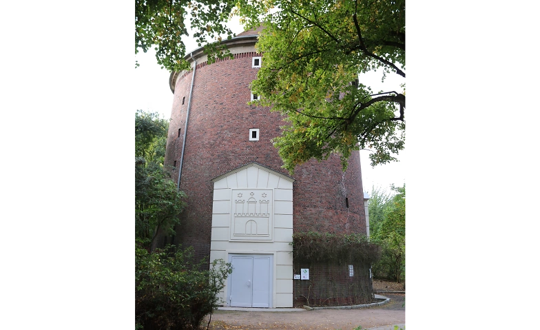 Bunkerf&uuml;hrung:  Ein Zombeck-Turm in Hasselbrook Billets