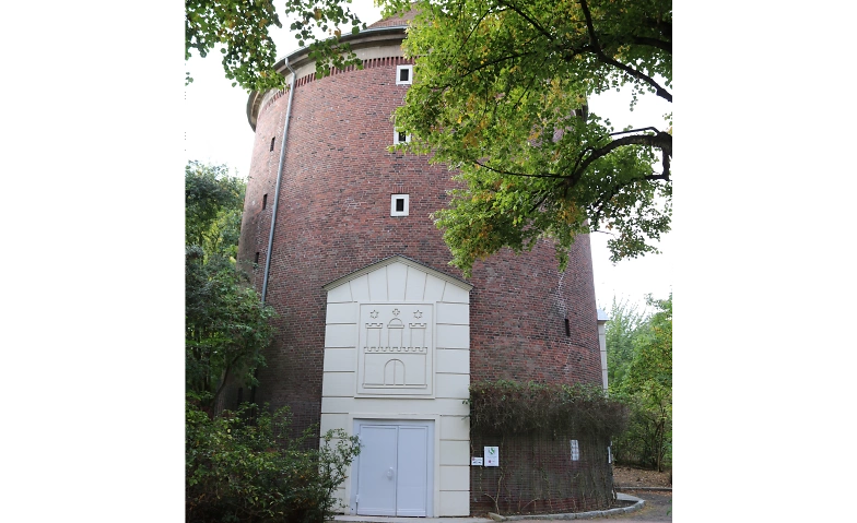 Bunkerf&uuml;hrung:  Ein Zombeck-Turm in Hasselbrook Billets