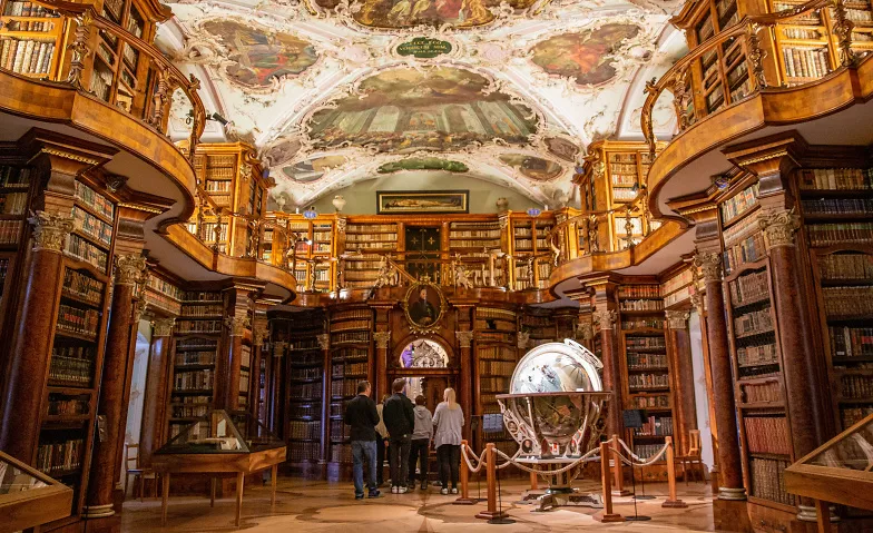 Altstadtführung St.Gallen mit Stiftsbibliothek & Kathedrale St.Gallen-Bodensee Tourismus, Bankgasse 9, 9000 St. Gallen Billets