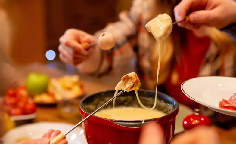 Fondue-Abend Hochschule Luzern - Wirtschaft, Zentralstrasse 9, 6002 Lucerne Billets